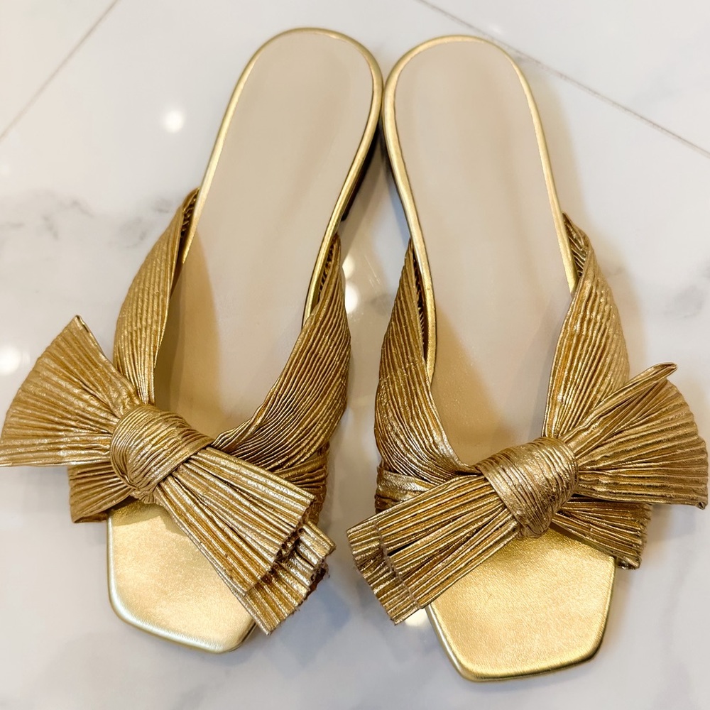 Gold Bow Flats
